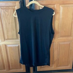 Black muscle tank